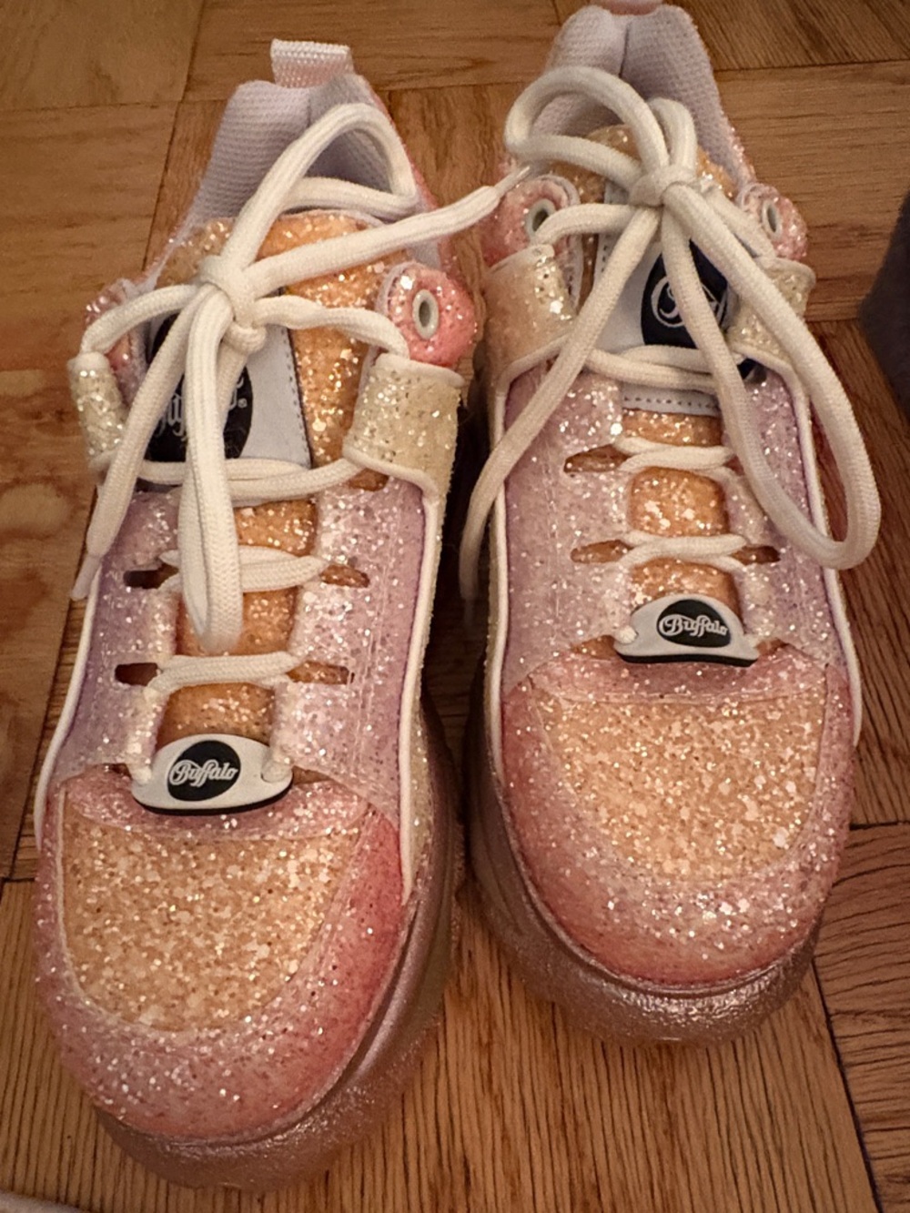 Buffalo glitter platform sneakers 37